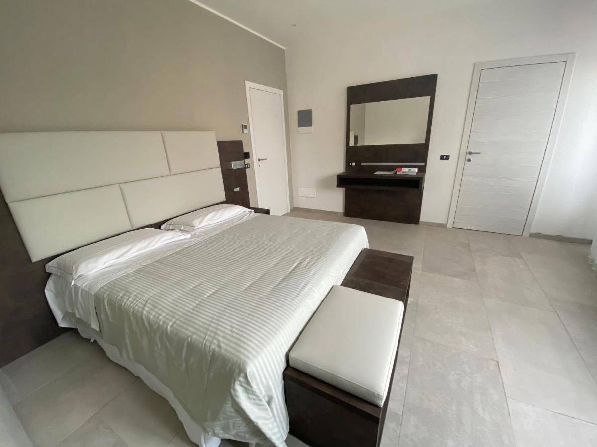 B&B Bertani Modena Buitenkant foto